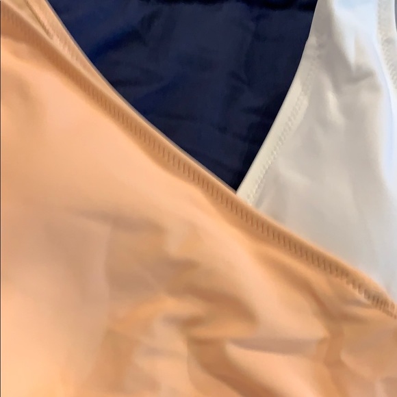 Fantastic swimsuit - Picture 3 of 4